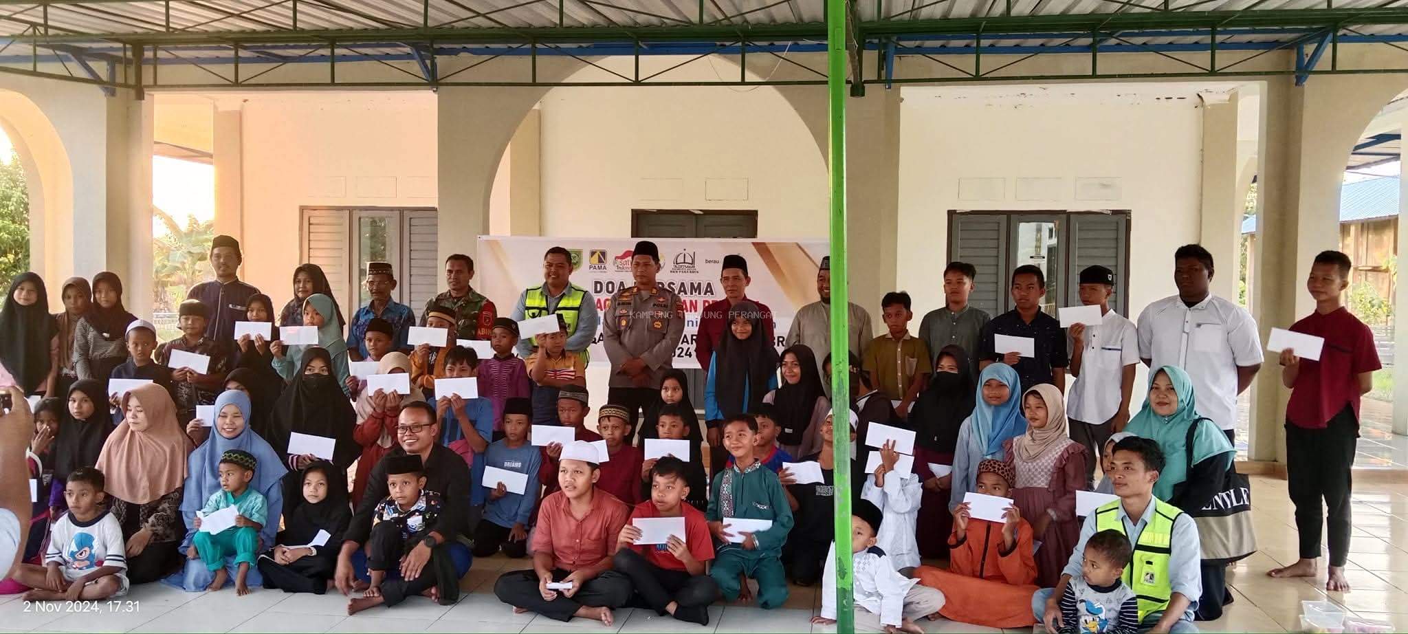 Doa Bersama dan Santunan Anak Yatim, Wujud Kepedulian PT Pamapersada Nusantara Distrik BRCG