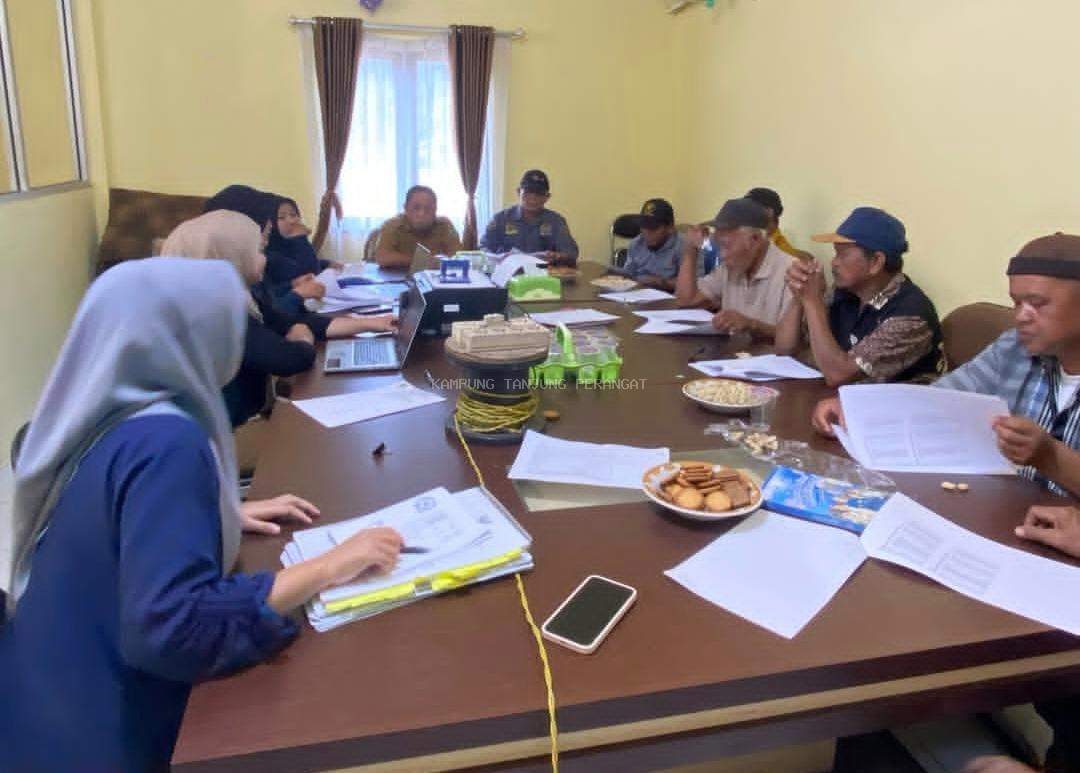 Rapat Penetapan Bantuan Tunai dan Bantuan Santunan Tahun Anggaran 2026 Kampung Tanjung Perangat
